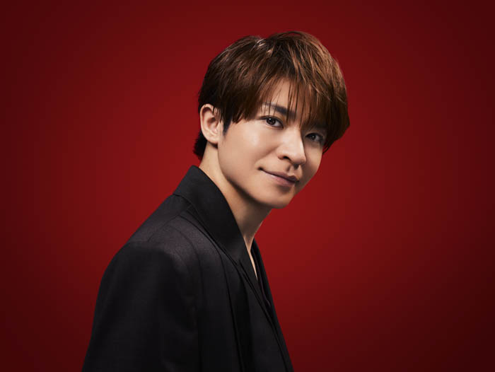 Number_i 岸優太、初単独出演！ひび・あかぎれ治療薬「ヒビケアシリーズ」新作TVCM「巨大パッケージ」篇、2024年11月8日(金)より放映開始！