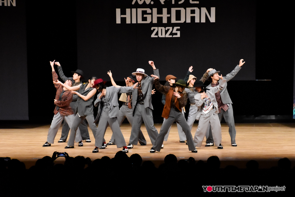 大阪府立箕面高校「tipsy nuts」がSMALL部門で演技を披露！＜マイナビHIGH SCHOOL DANCE COMPETITION 2025 WEST vol.2＞