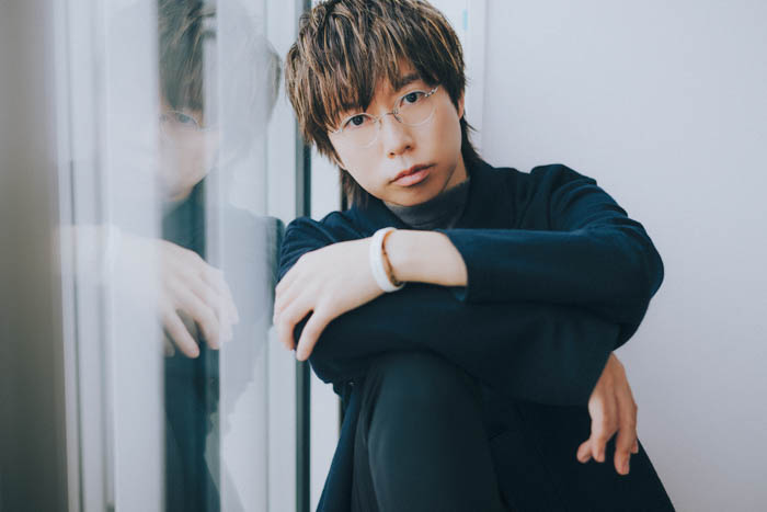 京本大我×田中樹、最強バディが表紙に登場！SixTONESとして音楽と向き合い輝き続ける覚悟に迫る！